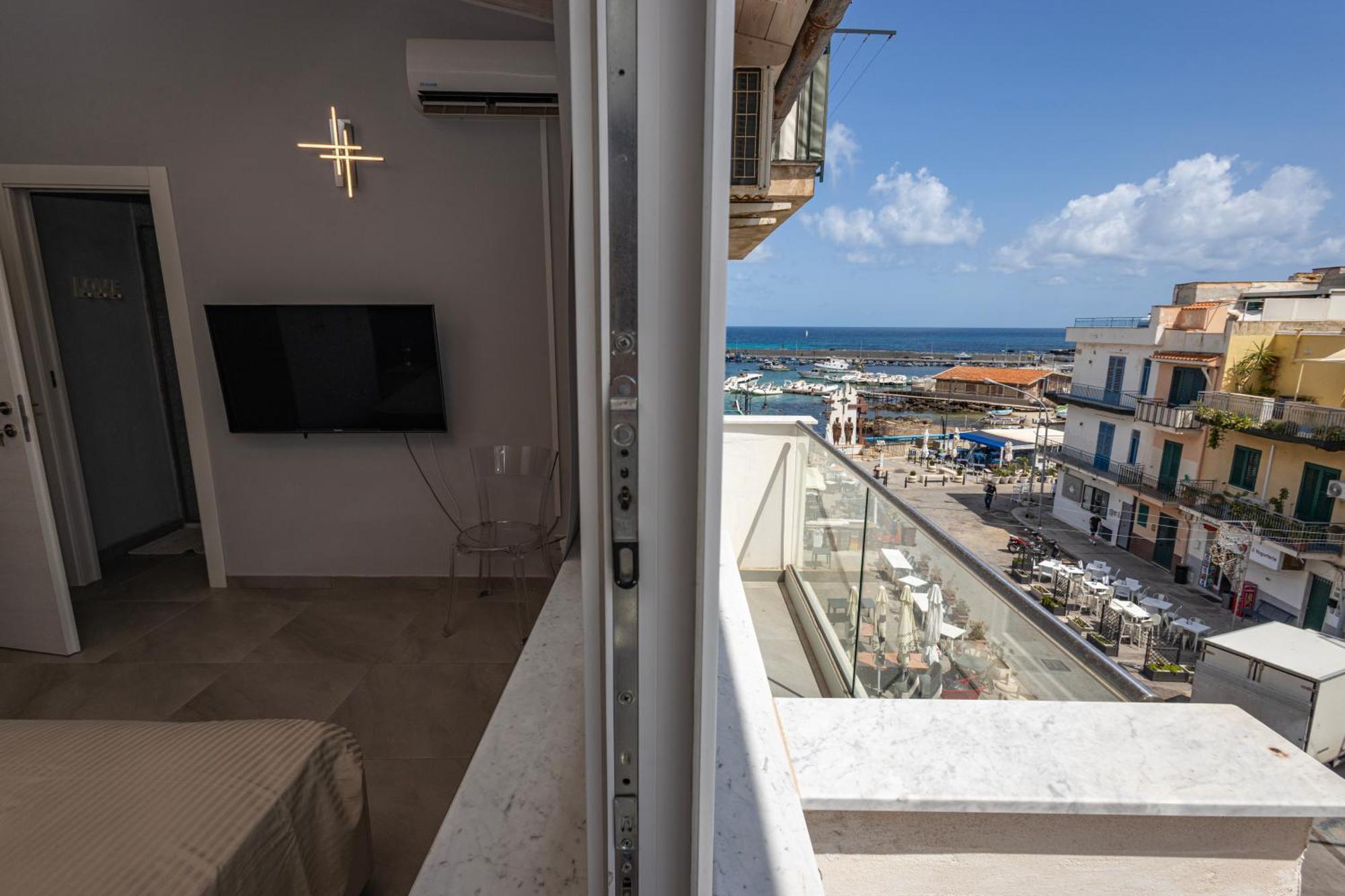 La Piazzetta A Mare Holiday House Sferracavallo Esterno foto